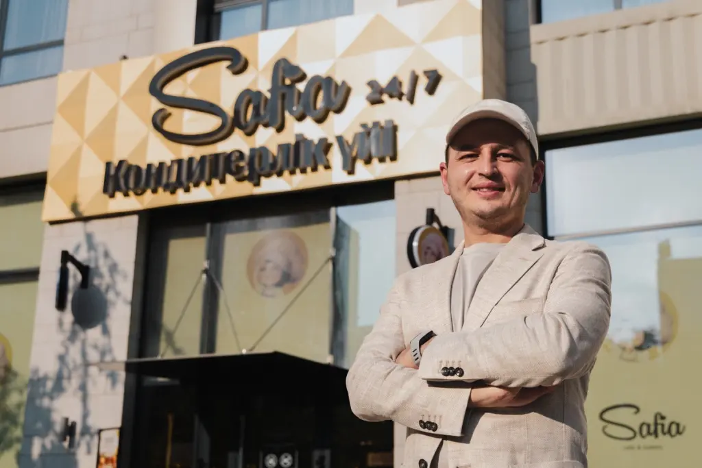 Safia yil oxirigacha Qozog’istonda 25 ta filial ochishni rejalashtirmoqda: har bir obyektga $100–150 ming investitsiya miqyosga tikish sifatida baholanmoqda