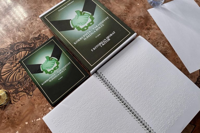 Guidebook “Corruption – An Axe to the Root of Development” and its version in Braille format